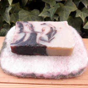 Woolly Soap Dish (natural white w/ olive and salmon highlights)